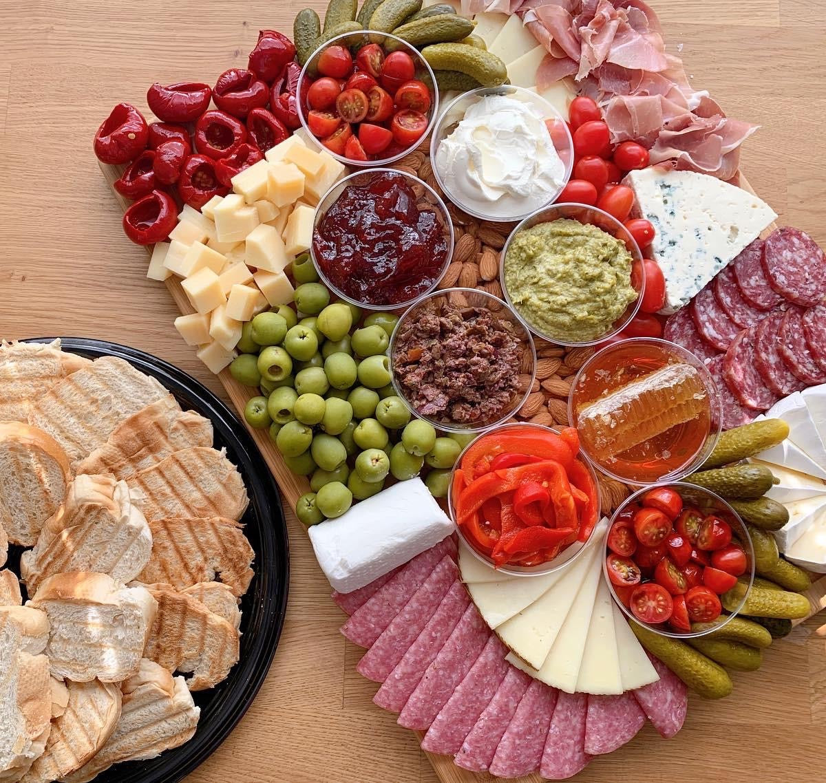 Bruschetta Platter Party Platters Charcuterie Platters Overwood bruschetta-platter-party-platters-charcuterie-platters-overwood