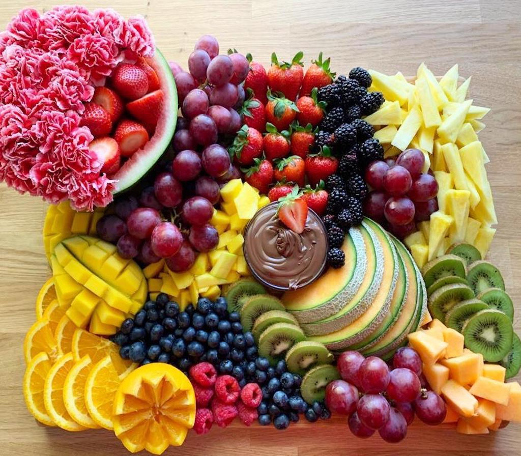 pictures of fresh fruit platters